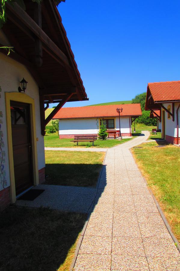 Chata U Vinara Milana, Tatralandia Liptovsky Mikulas Exterior photo